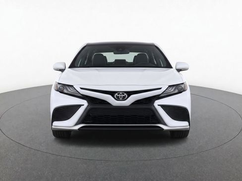 Used 2021 Toyota Camry XSE w/ Navigation Package FWD image 7