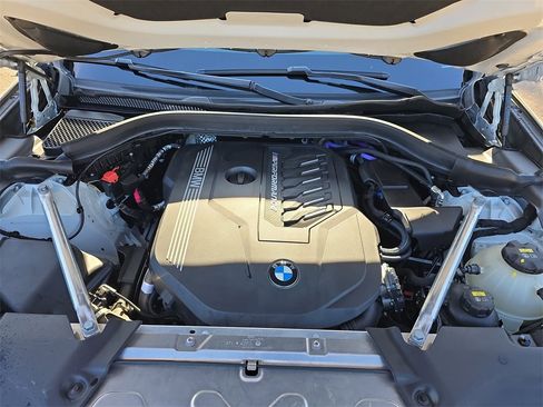 Used 2023 BMW X4 M40i w/ Premium Package image 30