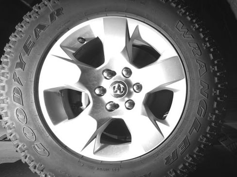 Used 2022 RAM 1500 Big Horn AWD/4WD image 12
