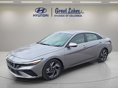 Used 2024 Hyundai Elantra SEL w/ Convenience Package