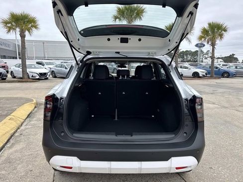 New 2026 Nissan Kicks S image 6