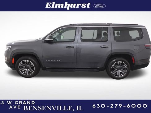 Used 2024 Jeep Wagoneer Series II w/ Flexible Seating Group image 2