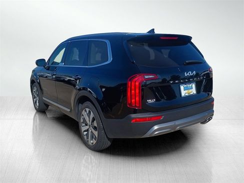 Used 2022 Kia Telluride S image 7