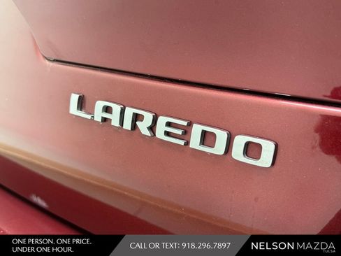 Used 2023 Jeep Grand Cherokee L Laredo AWD/4WD image 15
