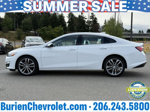 Used 2024 Chevrolet Malibu LT FWD image 2