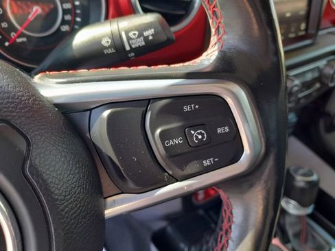Used 2020 Jeep Gladiator Rubicon AWD/4WD image 15