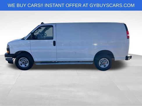 Used 2023 GMC Savana 2500 w/ Driver Convenience Package image 3