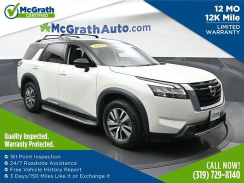Used 2022 Nissan Pathfinder SL image 1