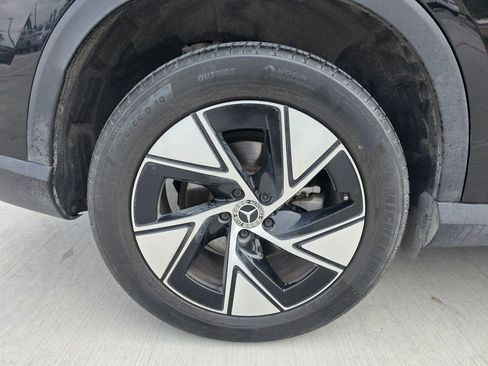 Used 2024 Mercedes-Benz GLC 300 4MATIC image 8