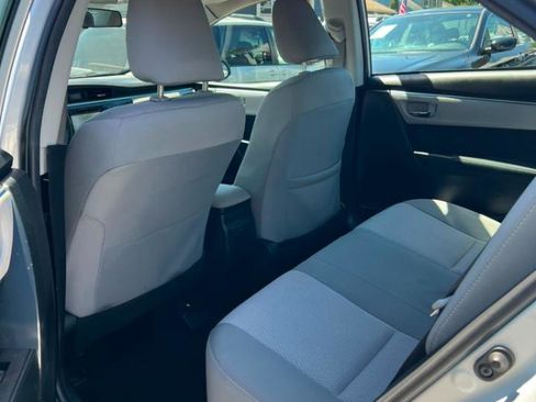 Used 2015 Toyota Corolla LE FWD image 31