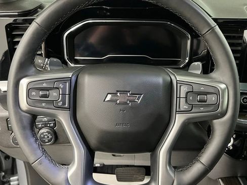 Used 2025 Chevrolet Silverado 1500 RST AWD/4WD image 26
