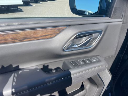 Used 2021 Chevrolet Tahoe Premier image 15