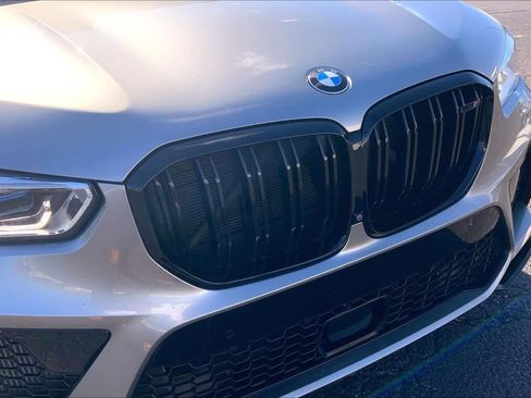 Used 2021 BMW X5 M w/ Competition Package image 29