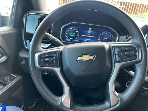 Used 2022 Chevrolet Silverado 1500 LT image 9
