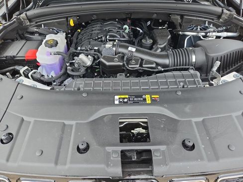 New 2025 Jeep Grand Cherokee L Limited RWD image 34
