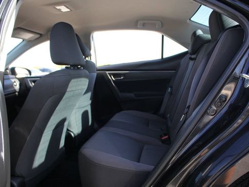 Used 2017 Toyota Corolla LE image 27