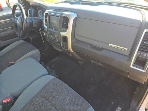 Used 2019 RAM 1500 Big Horn image 24