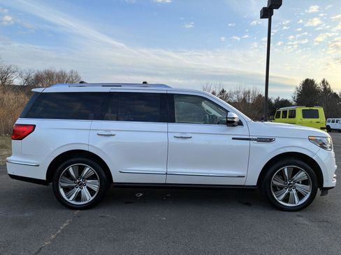 Used 2018 Lincoln Navigator Black Label w/ Cargo Package image 9