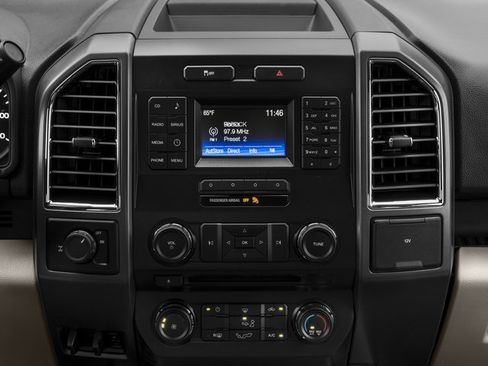 Used 2016 Ford F150 XLT w/ Equipment Group 301A Mid AWD/4WD image 9