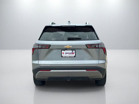 Used 2025 Chevrolet Equinox LT w/ Convenience Package II FWD image 6
