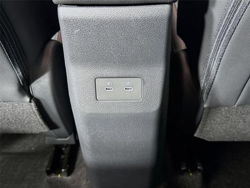 Certified 2026 Nissan Kicks SR FWD image 23