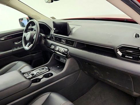 Used 2025 Honda Pilot Touring image 26