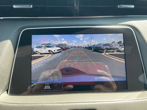 Used 2023 Cadillac XT4 Sport FWD image 23