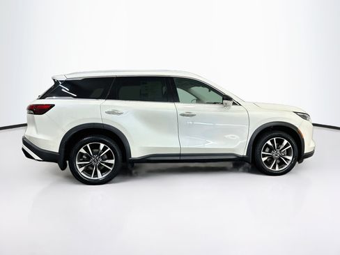 Used 2023 INFINITI QX60 Luxe w/ Vision Package AWD/4WD image 10