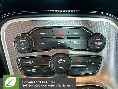 Used 2016 Dodge Challenger SRT Hellcat RWD image 9