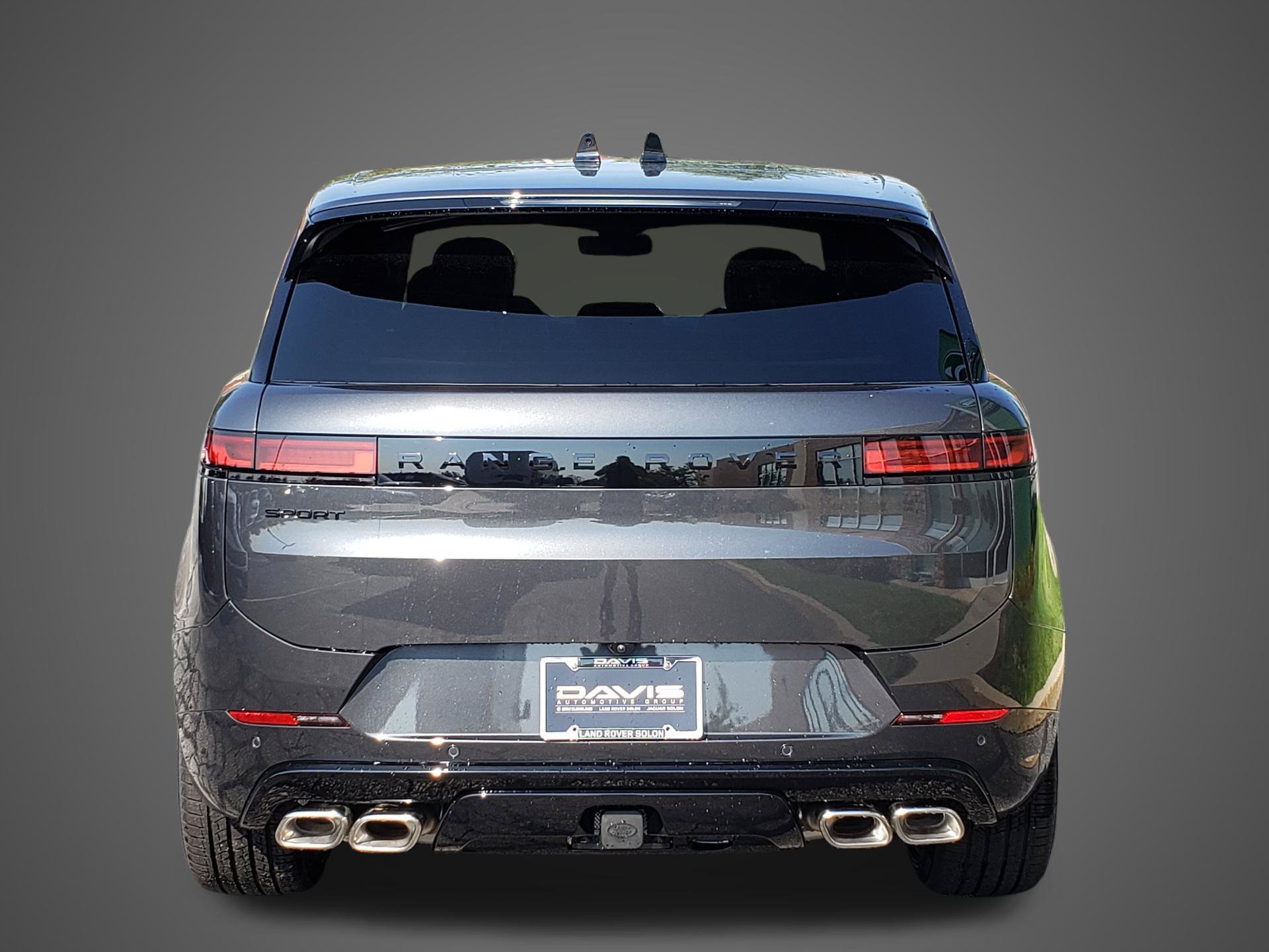New 2027 Land Rover Range Rover Sport Dynamic SE AWD/4WD image 6