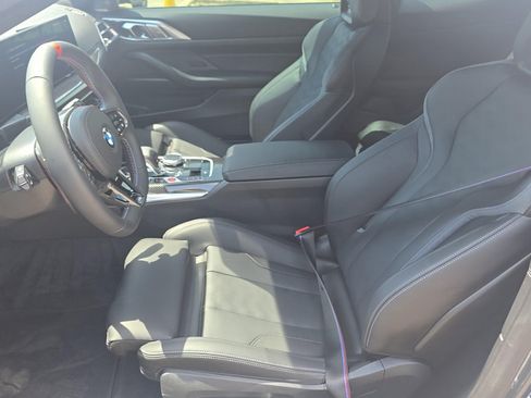 Used 2027 BMW M4 Competition RWD image 8