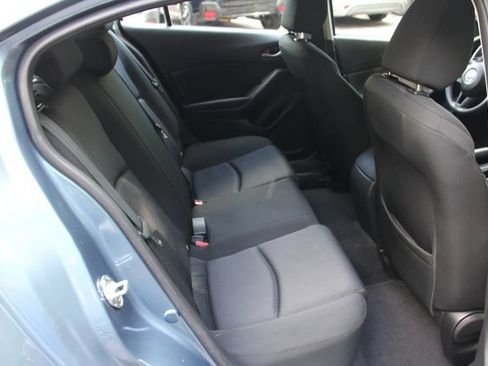 Used 2014 MAZDA MAZDA3 i Sport FWD image 30