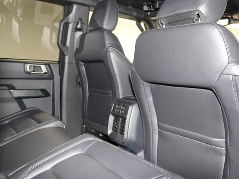 New 2026 Ford Bronco Outer Banks w/ Sasquatch Package AWD/4WD image 32