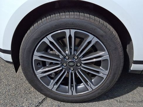 Used 2026 Land Rover Range Rover Evoque S AWD/4WD image 9