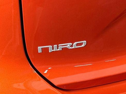 Certified 2023 Kia Niro EX FWD image 24