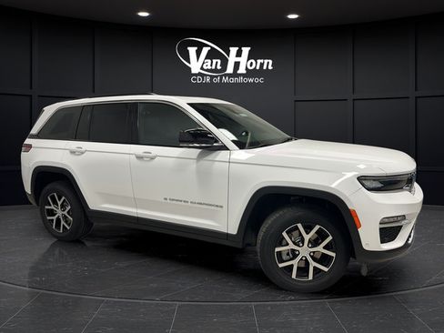 Used 2025 Jeep Grand Cherokee Limited w/ Luxury Tech Group II AWD/4WD image 1