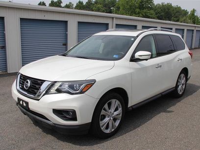 Used 2018 Nissan Pathfinder SL w/ SL Premium Package