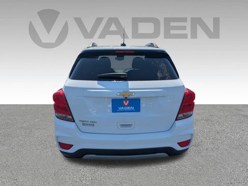 Used 2022 Chevrolet Trax LT AWD/4WD image 25