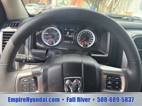 Used 2024 RAM 1500 Classic SLT AWD/4WD image 27