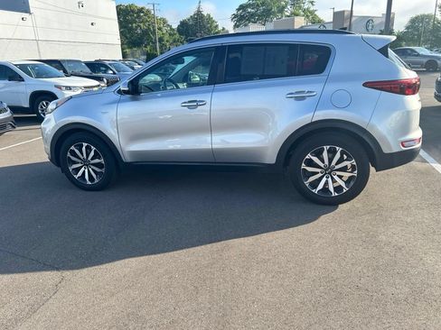 Used 2018 Kia Sportage EX w/ EX Technology Package AWD/4WD image 8