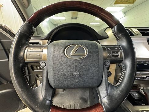 Used 2017 Lexus GX 460 Premium w/ Premium Package AWD/4WD image 38