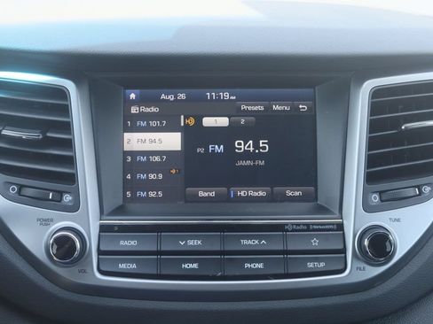 Used 2018 Hyundai Tucson Value AWD/4WD image 18