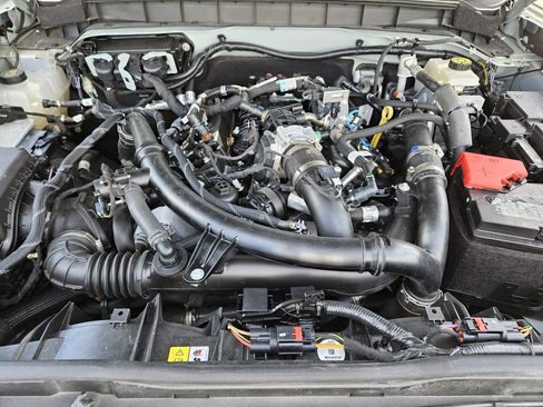 Used 2024 Ford Bronco Wildtrak AWD/4WD image 21