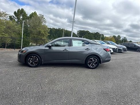 New 2025 Nissan Sentra SV image 7