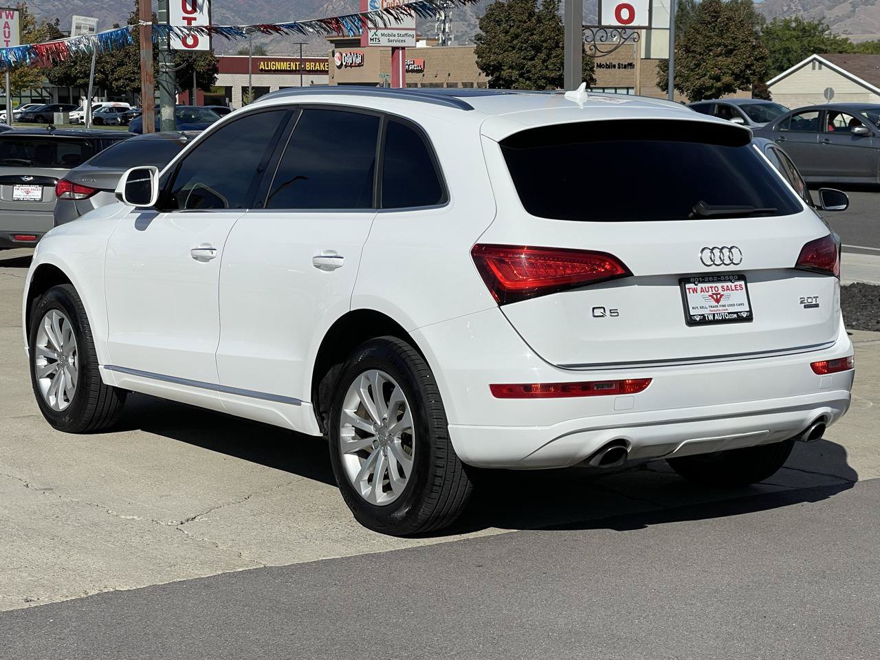 Used 2017 Audi Q5 2.0T Premium AWD/4WD image 7
