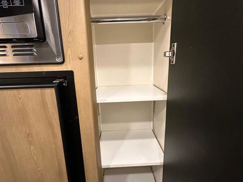 Used 2020 Mercedes-Benz Sprinter 3500 w/ Windows All Around Package image 23