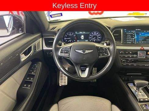 Used 2018 Genesis G80 3.3T Sport RWD image 15