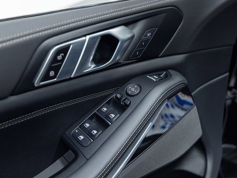 Certified 2024 BMW X5 xDrive40i w/ M Sport Package image 12