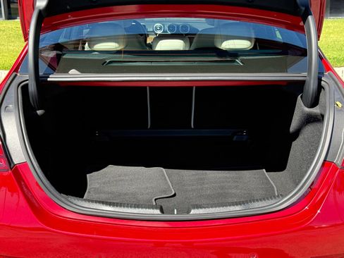 Used 2025 Mercedes-Benz C 300 Sedan image 17