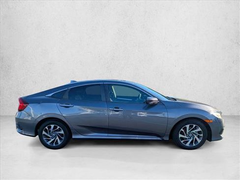 Used 2017 Honda Civic EX image 4